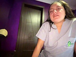 Doctor deviates, gets cum on face