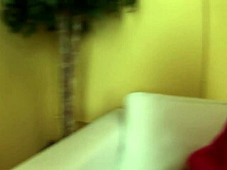 Doctor's quickie fuck in hospital leads to moaning orgasm