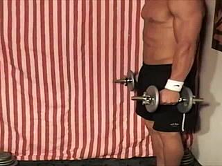 18-Year-Old Reese Rideout Works Out Muscular Body in Gym