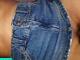 I crave that young girl's tight creampie ride