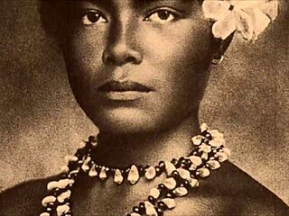 hey babe, wanna hear vintage erotic confessions from a victorian gentleman?