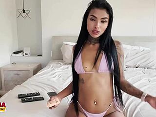 Skinny tattooed Latina gets her pussy stretched wide