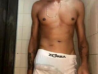 Big Dick Novinho Jerking Off in Shower: Homemade Interracial Handjob Tease