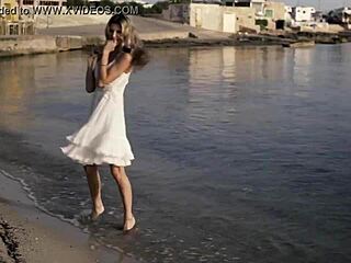 valentina ginagerson showcases beauty in solo music performance