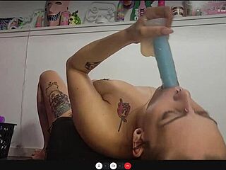 Autumn South, oily anal slut gets dirty for her client