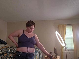 Clara Crisp, tall MILF BBW in hairy softcore solo show