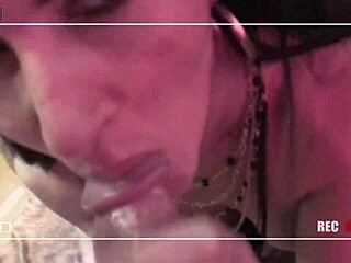 i fuck brunette mature slut in foursome with big cocks and facials