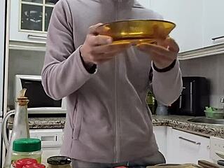 Cooking Omelette Naked, Jerking Monster Cock to Intense Cumshot on Food