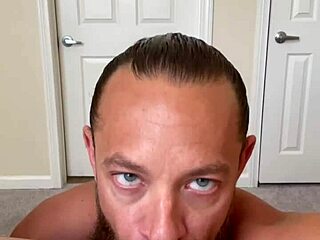 डोमिना को बड़ा ब्लैक कॉक से फेशियल मिलता है 😩