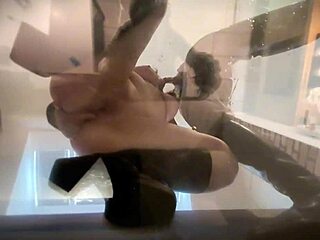 Daddy, I’ve been so bad, wanna see more?