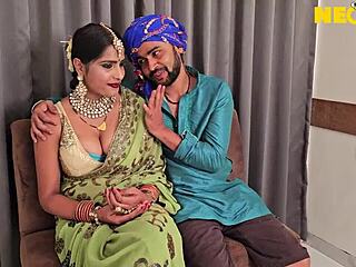 भारतीय मेच्योर भाभी बॉयफ्रेंड से हार्डकोर चोदाई चाहती है