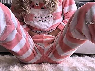 Skinny teen 18+ fingers hairy pussy to squirting orgasm in pajamas