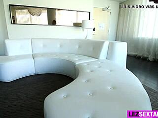 Lez Sextape: Cassidy Banks And Ivy Sherwood In Homemade Lesbian Fun