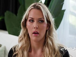 Secretary RIDES Boss In NURU Massage To Make Up