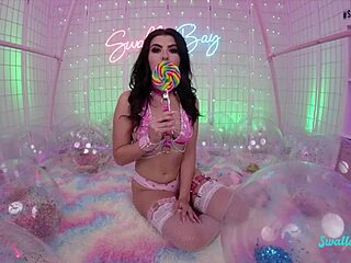 Gal Ritchie's Wet Pussy Rides Rough and Juicy!