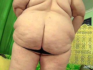 Kitty Nation, Hefty BBW Plumper, Toys Herself to Intense Orgasm Solo