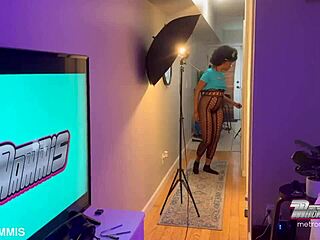 Sexy Burglar Undergoes Wet Throat Inspection in Fetish Scene