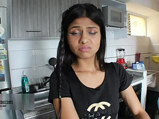 Amateur couple enjoys hardcore sex with extreme creampie