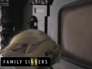 Ramon Nomar Makes Sexual Move on Step Niece Kenzie Reeves! Blowjob, Riding, Cunilingus in Family Sinners!