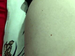 Hotferma actress wants to reveal her ass after filming a scene