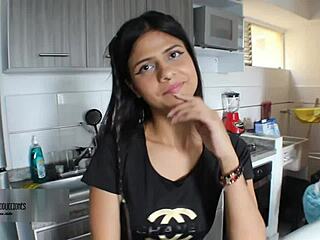 Amateur couple enjoys hardcore sex with extreme creampie