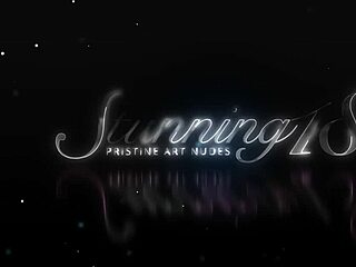 hairy cunt slut robin scherbatski finger-drills her twat till cum