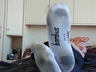 European chubby amateur shows sexy legs and feet