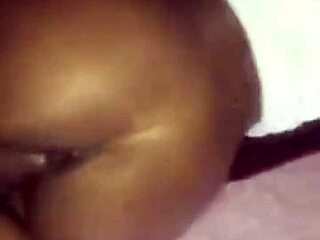 La Skinny Aime Les Grosses Bites in African Teen Riding.