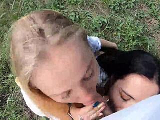 Amateur girls with girl next door look suck and swallow in FFM group session
