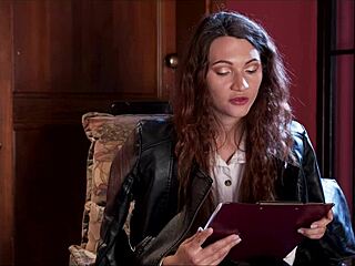A porn actress experienced the taste of humiliation for the first time
