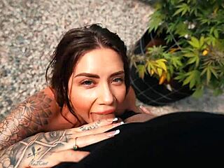 Sara Blonde gives an intense outdoor blowjob, getting face fucked and cumshot 😍