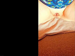 maturemons shows off huge clit up close! 😍