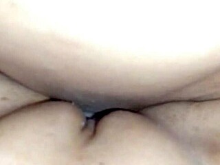 Morena casada shows off her beautiful pussy in homemade video