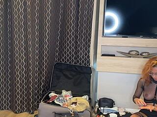 Behind the scenes of a steamy threesomehoot