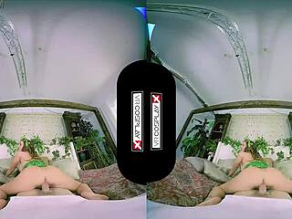 Dani Jensen Cosplays As Poison Ivy In VR