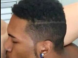 did joao o safado just get blown by pernocas on the balcony?