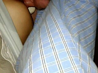 Squirt application while eating pussy with Hitachi, milf