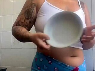 I Want Affection On My Big Pussy While Flashing