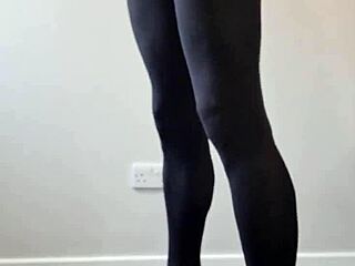 Big Tranny Cock Cumming In Pantyhose With Nylon Stockings And Cumshot