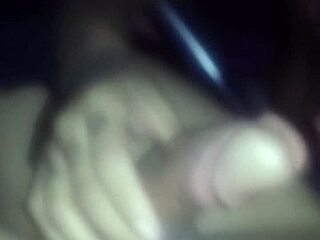 Gabycerejinha blows young taxi driver