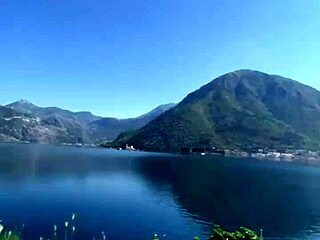 uh, got caught in risky public sex with this 18yo brunette teen—man, that pov flashing was wild!