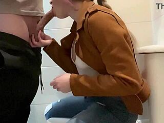 Daring blowjob in the university bathroom, a bold move indeed