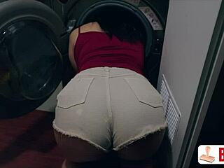 I got trapd and my frend fucked my pussey with toys.