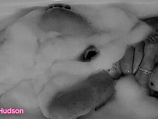 Kity Hudson Feels Amazing with Bath and Toy Play
