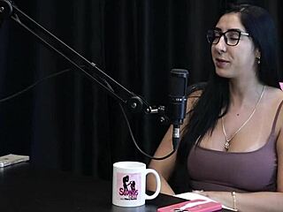 sua live leaked on xvideos, renatinha melo spills tips 😜