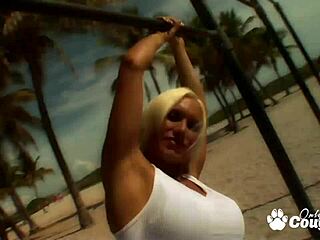 amy isom bouncing big mom booty on hard dick in fitness