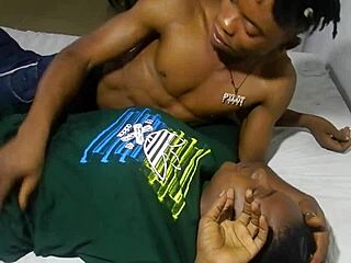 Asian BBW Fucking Boyfriend Before Morning Lectures