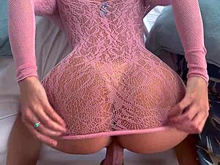 i'm a fitness model in tight dress needing cock and begging my neighbor to come over