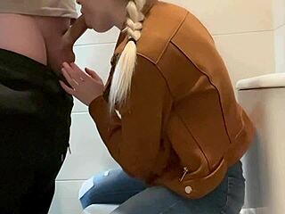 Daring blowjob in the university bathroom, a bold move indeed