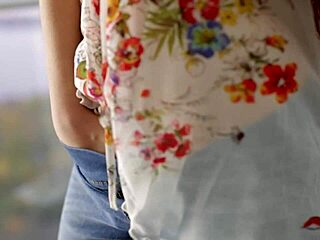 Hey, young russian babe peachy is playing with her little 18+ titties and shaved pussy 😏